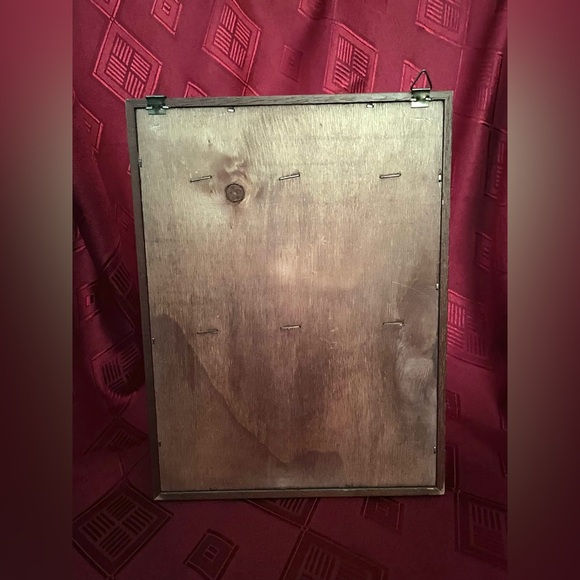 Vintage brown wooden key box, cabinet with vintage botanical floral print - Picture 4 of 16